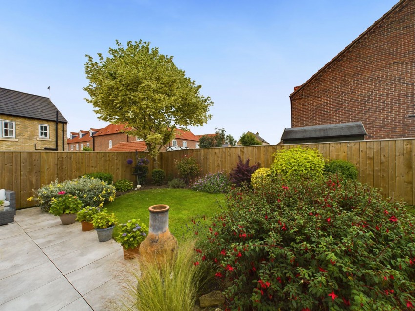 Images for Nunings Way, Nafferton, YO25