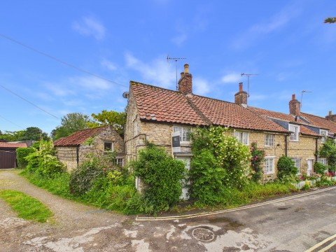 Brook Lane, Thornton-Le-Dale, YO18