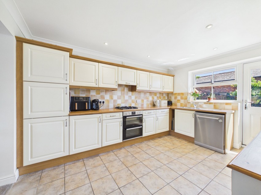Images for Rectory Close, Nafferton, YO25
