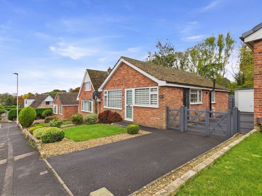Images for Byefield Grove, East Ayton, YO13