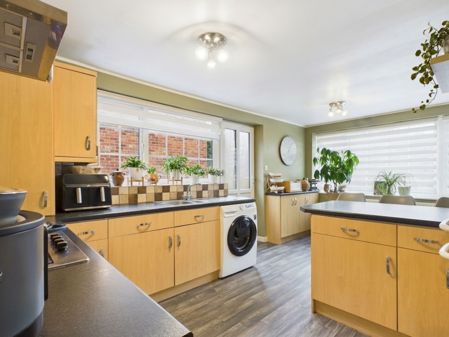 Images for Byefield Grove, East Ayton, YO13